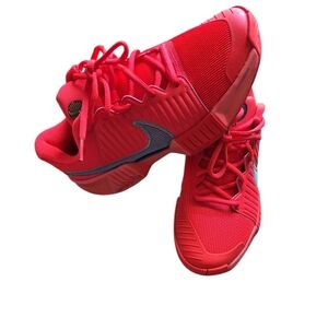 Nike Women's Court  Zoom Gp Challenge 1 HC